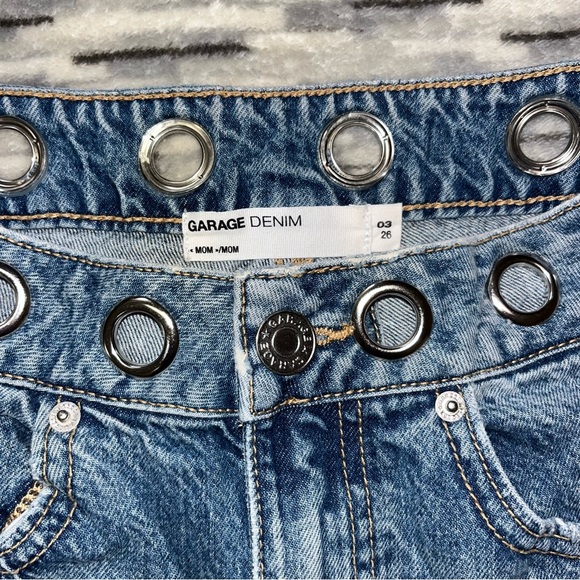 GARAGE Mom Jeans - Picture 4 of 4